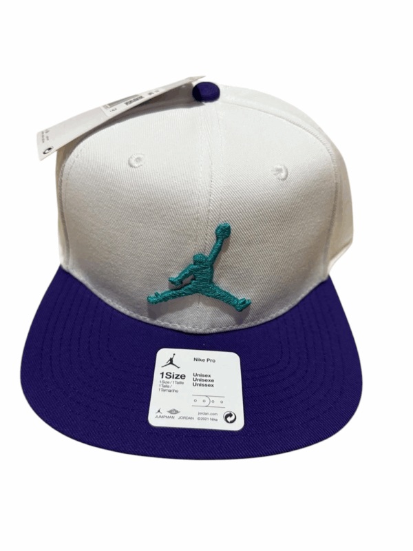 gorra jordan uva unitalla adulto original